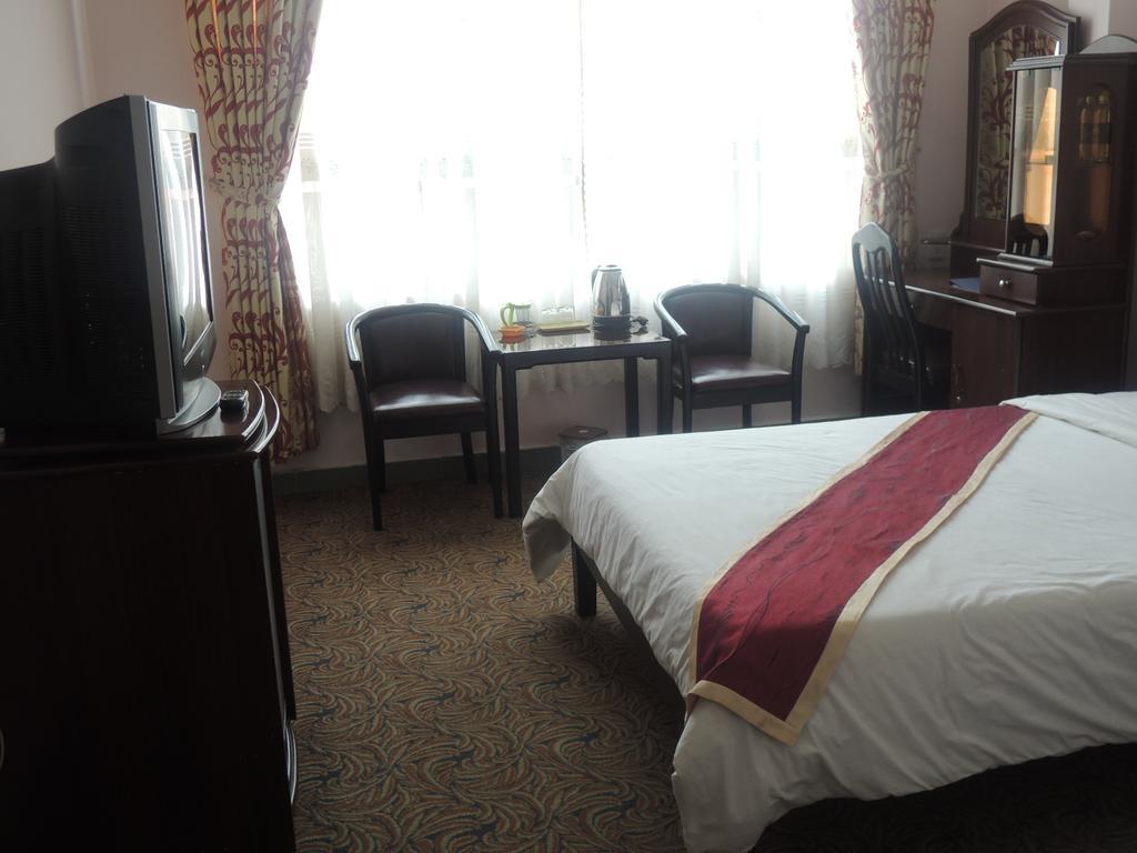 Y Lan Hotel Da Lat Exterior foto